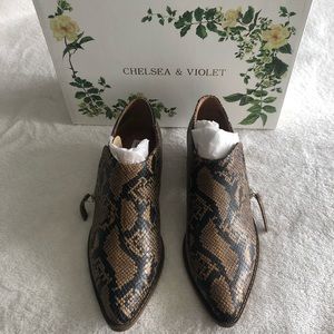 Chelsea & Violet Booties NWT